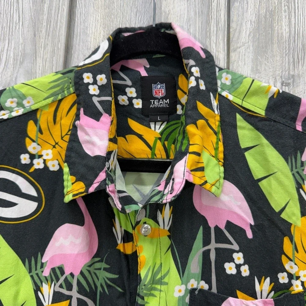NFL Green Bay Packers Mens Large Flamingo Tropical Viscose Button Up Shirt Black